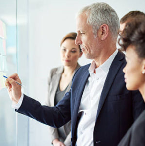 MANAGER UNE ÉQUIPE DE PROXIMITÉ DANS SON ACTIVITÉ PROFESSIONNELLE • 18h00 - mixte distanciel : e-learning + sessions en visioconférence avec un formateur + passage de la certification (Formation Certifiante RS6730)