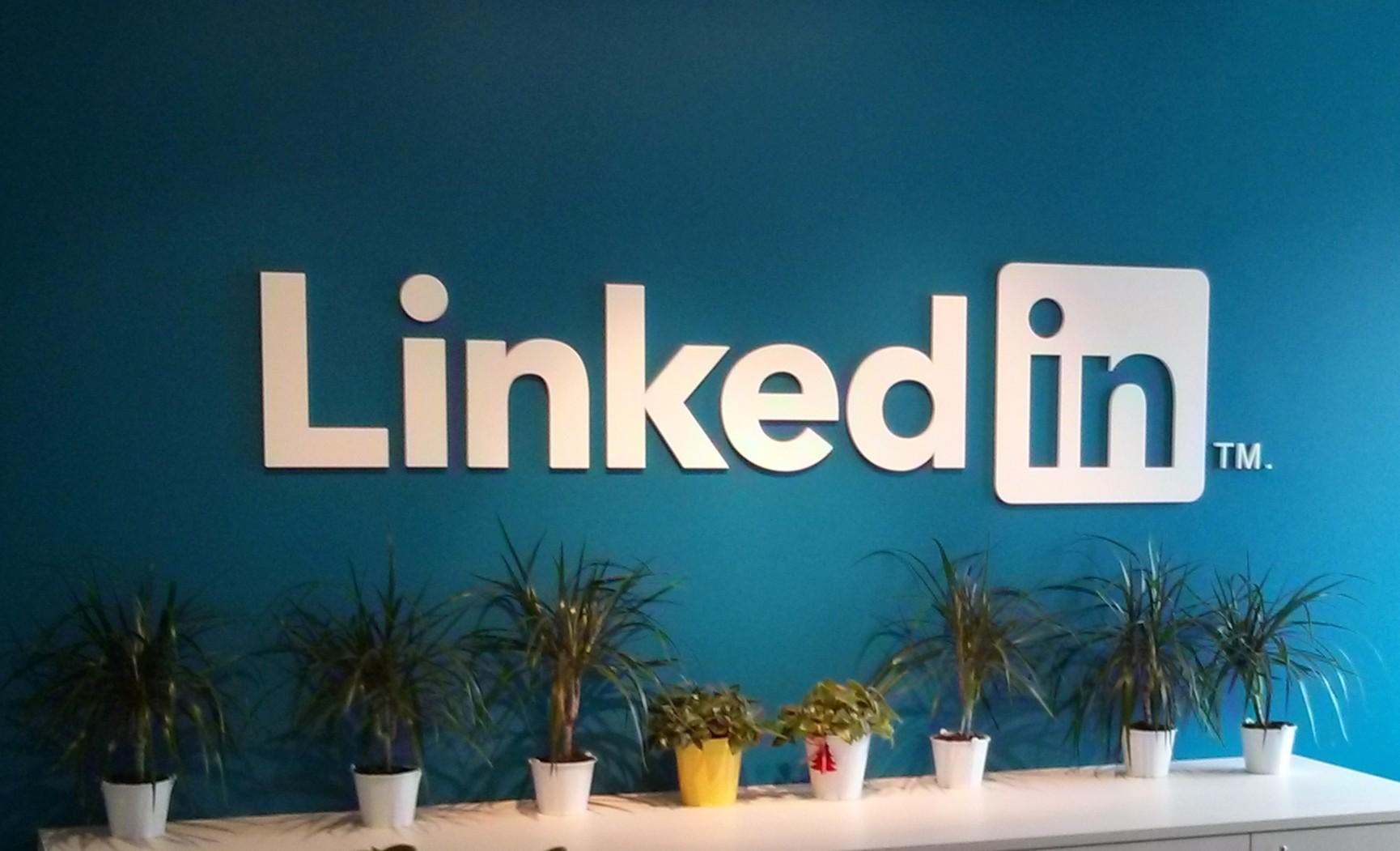 BIEN UTILISER LINKEDIN • Distanciel Mixte : accès à un e-learning + session en distanciel (visioconférence) avec un formateur-expert