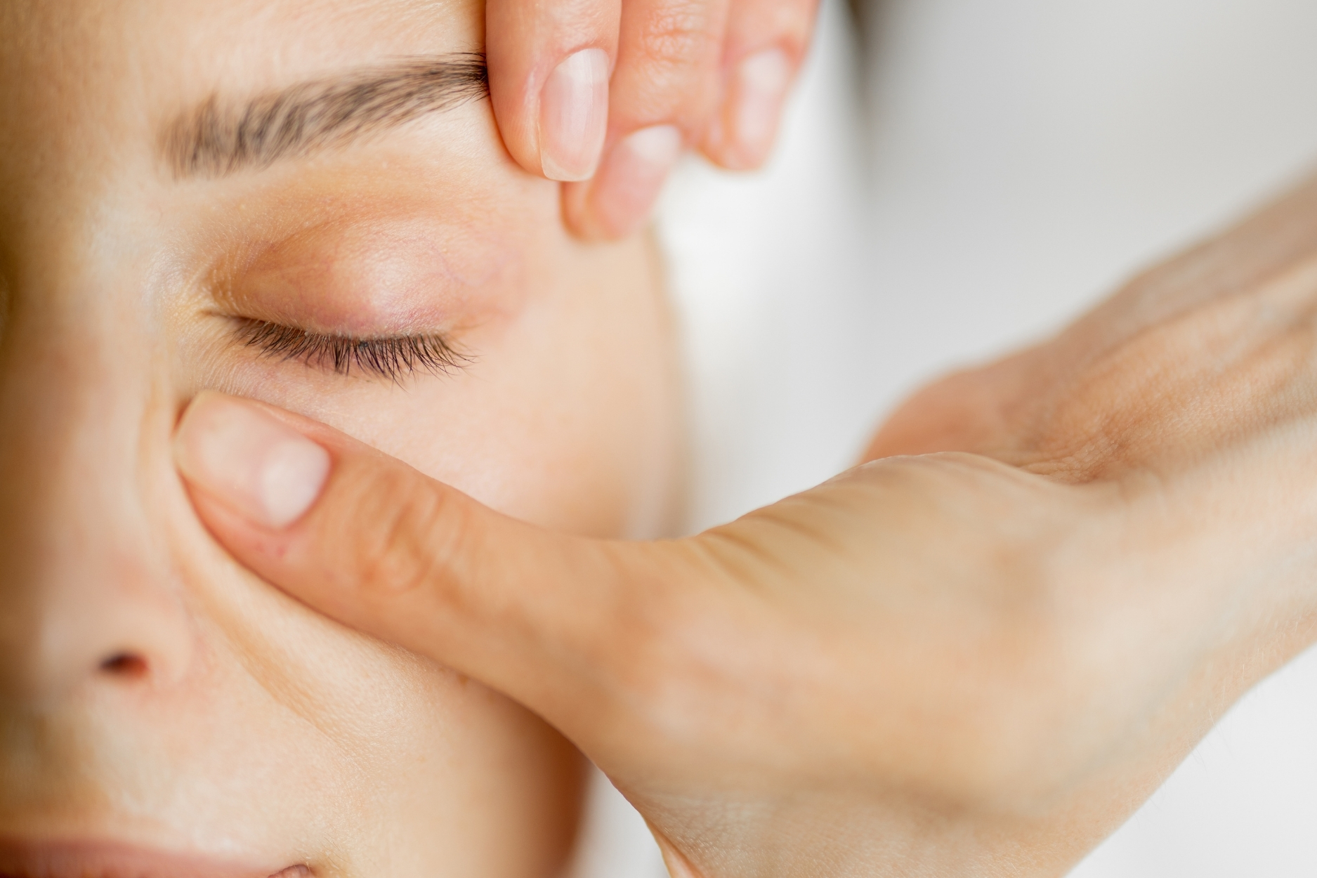 LE SOIN SCULPT FACE